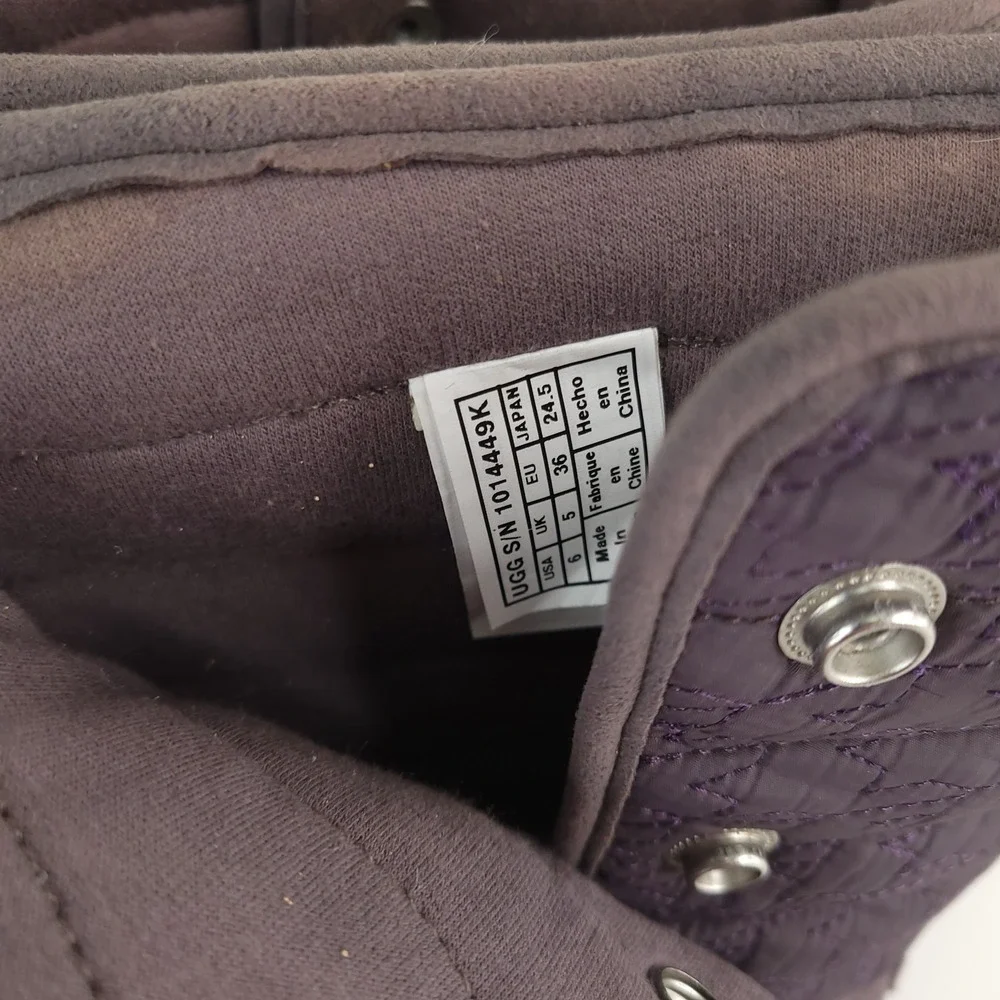 UGG Australia‎ Boots Girls 6 Purple Puffy Stars 3 Snaps on Side Hearts on Soles